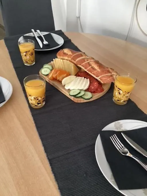 Apartman Mila - Free Parking And Wifi Rijeka 0*,  Croatia