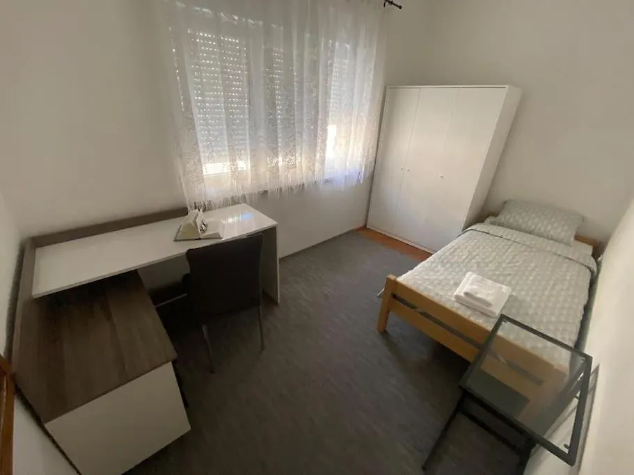 Apartman Mila - Free Parking And Wifi Rijeka Apartment