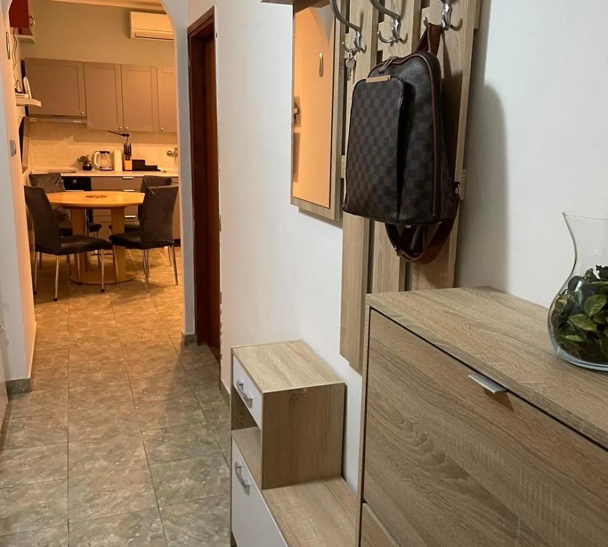 Apartment Apartman Mila - Free Parking And Wifi Rijeka